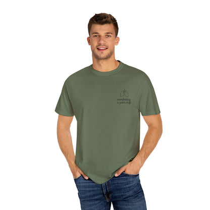 Manifesting A Good Shift Healthcare Lungs T-Shirt, Motivational Shirt, Casual Wear, Gift for Friends, Everyday Comfort, Statement Tee